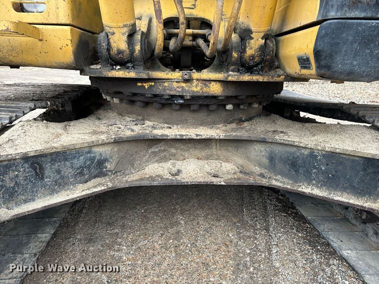 image for item NM9231 2002 Caterpillar 322C L excavator