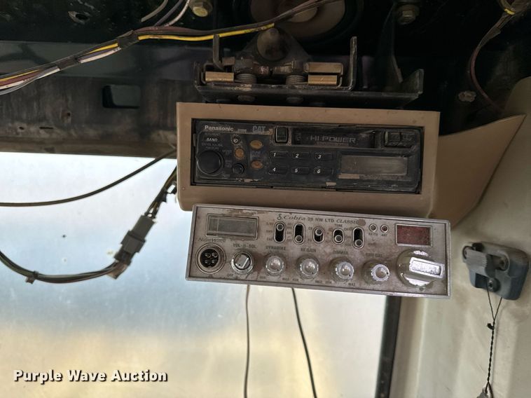 image for item NM9231 2002 Caterpillar 322C L excavator