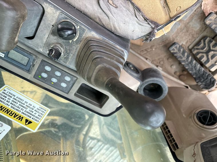 image for item NM9231 2002 Caterpillar 322C L excavator