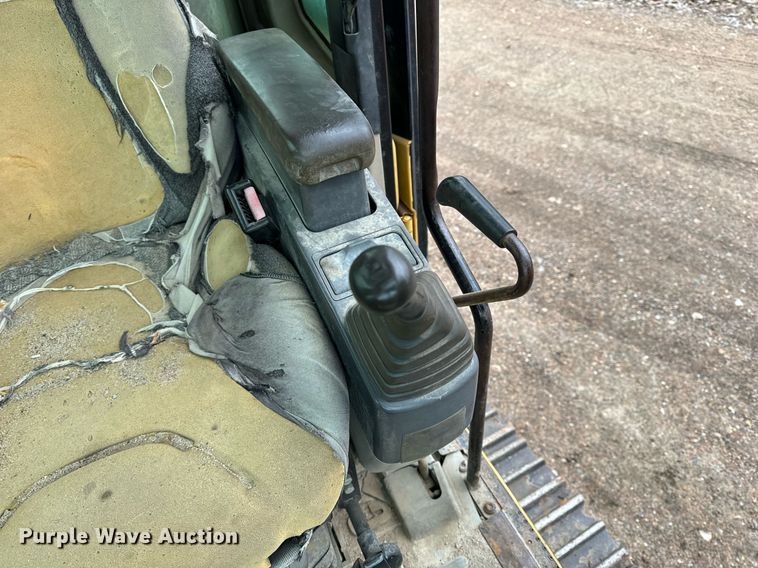 image for item NM9231 2002 Caterpillar 322C L excavator