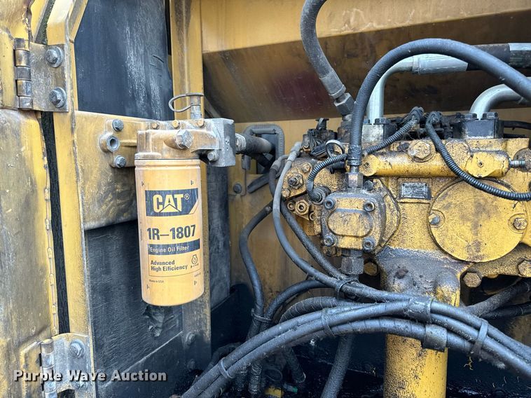 image for item NM9231 2002 Caterpillar 322C L excavator
