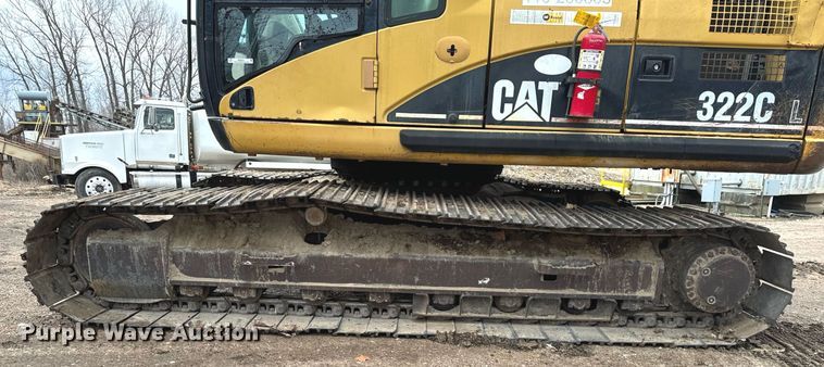 image for item NM9231 2002 Caterpillar 322C L excavator