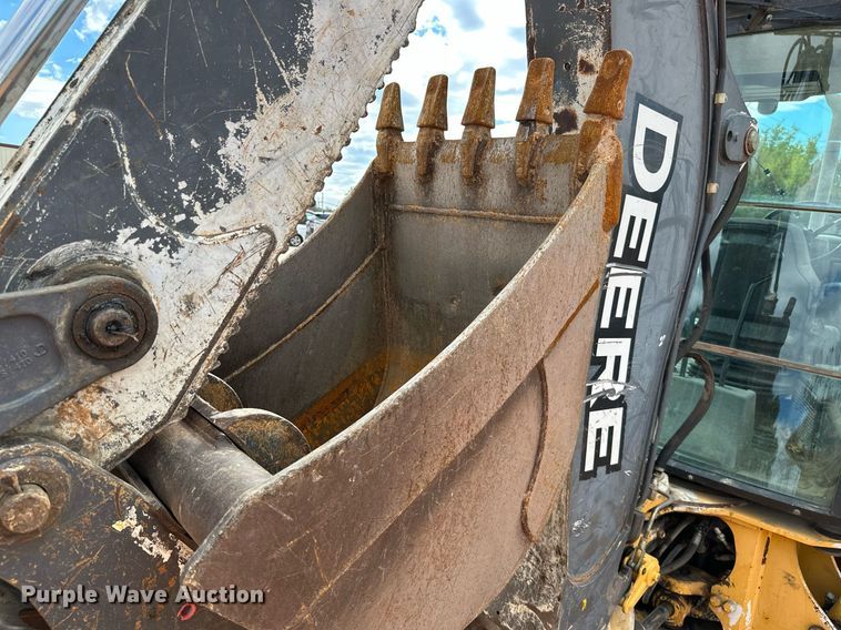 image for item NO9310 2011 John Deere 310J  backhoe
