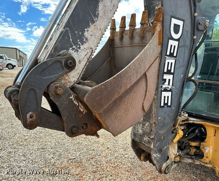 image for item NO9310 2011 John Deere 310J  backhoe