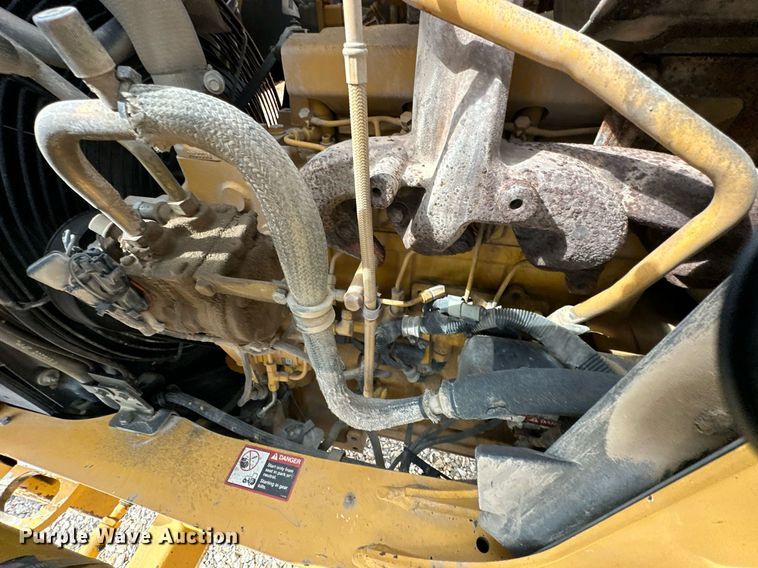 image for item NO9310 2011 John Deere 310J  backhoe