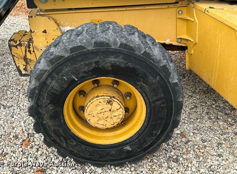 image for item NO9310 2011 John Deere 310J  backhoe