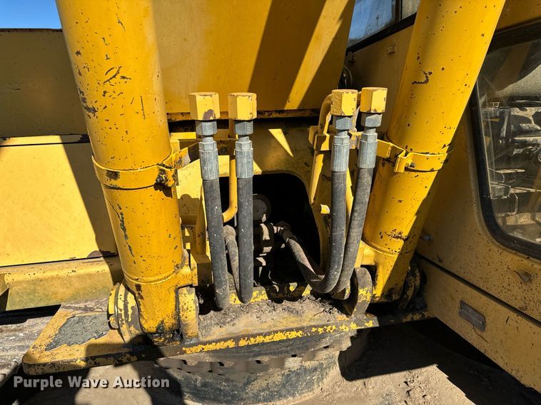 image for item OD9848 1998 John Deere 690E LC  excavator