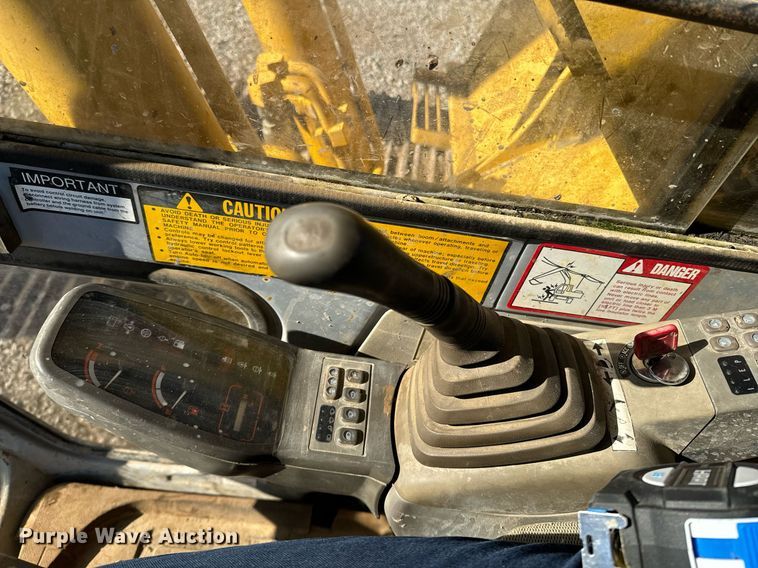 image for item OD9848 1998 John Deere 690E LC  excavator