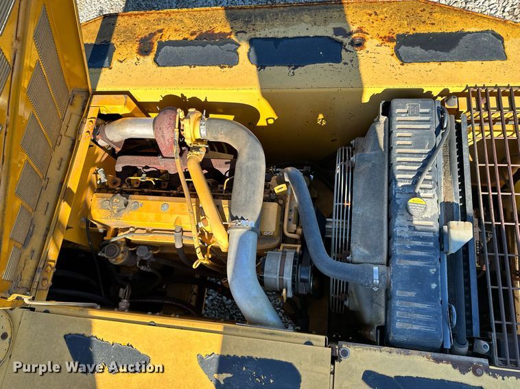 image for item OD9848 1998 John Deere 690E LC  excavator