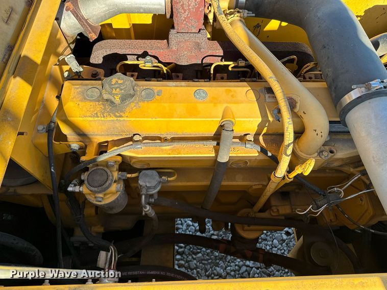 image for item OD9848 1998 John Deere 690E LC  excavator