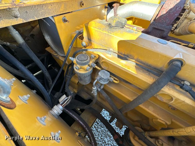 image for item OD9848 1998 John Deere 690E LC  excavator