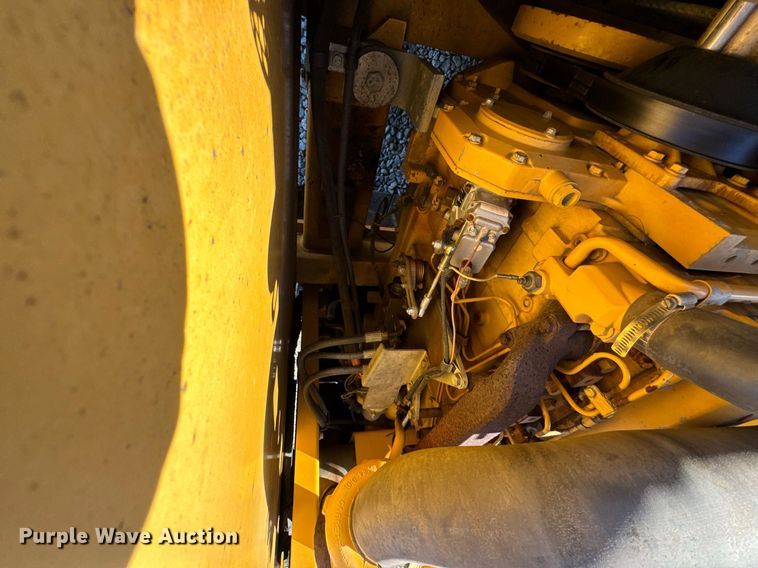 image for item OD9848 1998 John Deere 690E LC  excavator