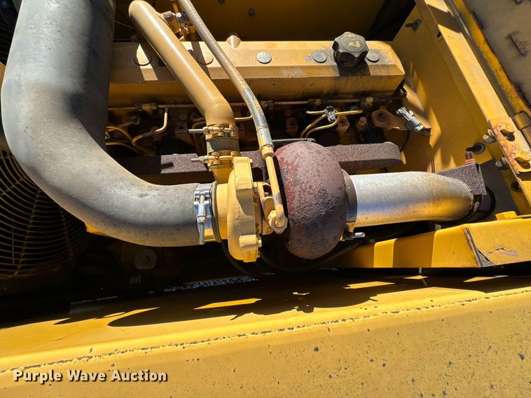 image for item OD9848 1998 John Deere 690E LC  excavator