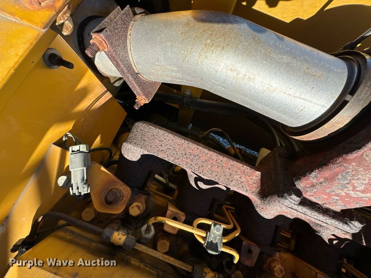 image for item OD9848 1998 John Deere 690E LC  excavator