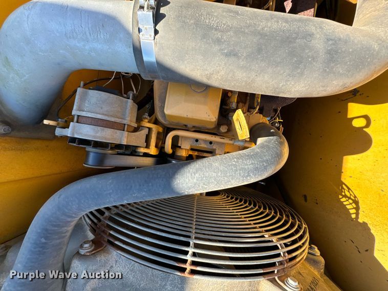 image for item OD9848 1998 John Deere 690E LC  excavator