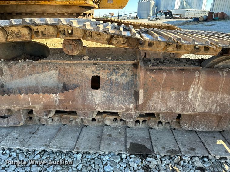 image for item OD9848 1998 John Deere 690E LC  excavator