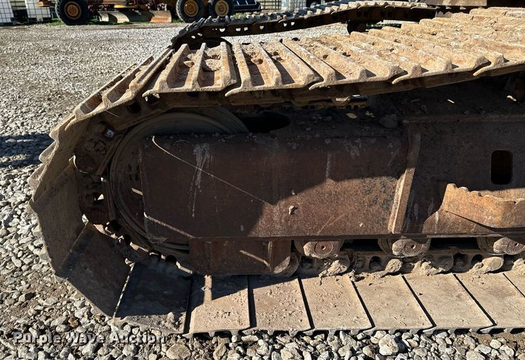 image for item OD9848 1998 John Deere 690E LC  excavator