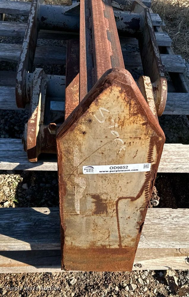 image for item OD9852 2001 Geith EK18  thumb