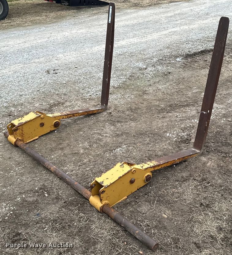image for item OD9883 Caterpillar  flip over forks