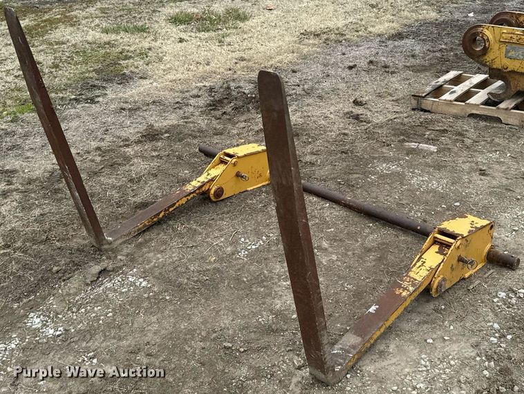 image for item OD9883 Caterpillar  flip over forks