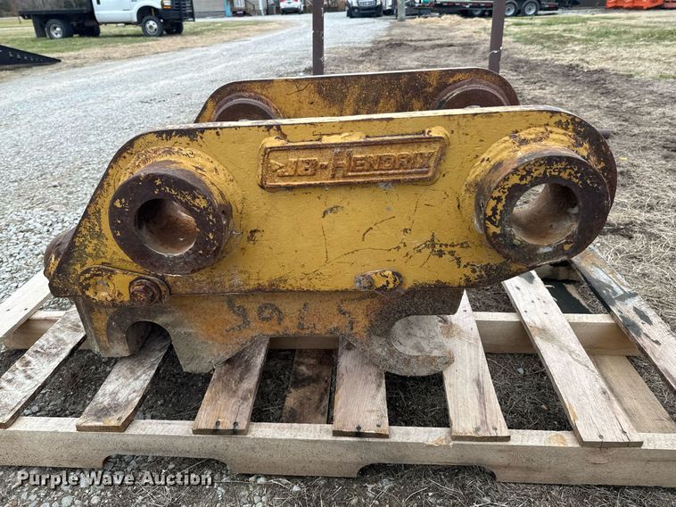 image for item OD9884 JB-Hendrix 325C  Hydraulic Quick Coupler