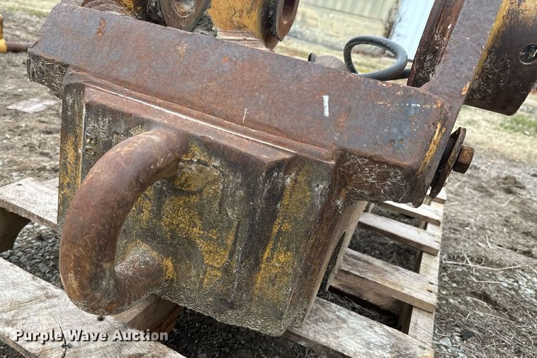 image for item OD9884 JB-Hendrix 325C  Hydraulic Quick Coupler