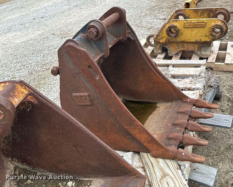 image for item OD9885 Caterpillar  excavator bucket