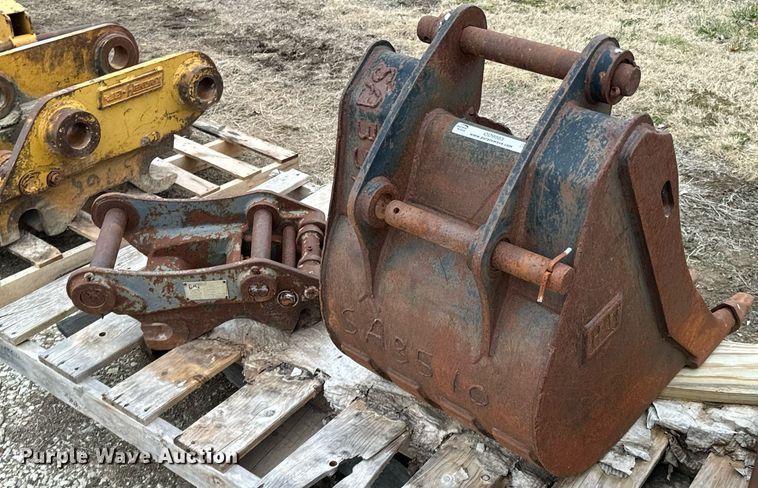 image for item OD9885 Caterpillar  excavator bucket