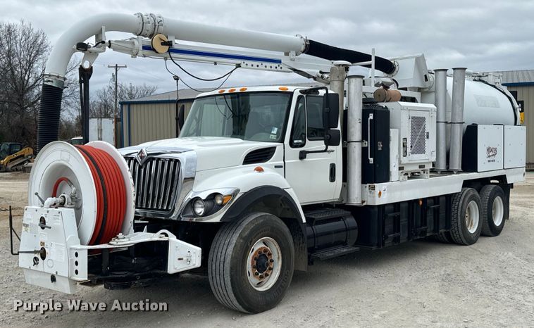 image for item OD9890 2009 International 7400  sewer jetter truck