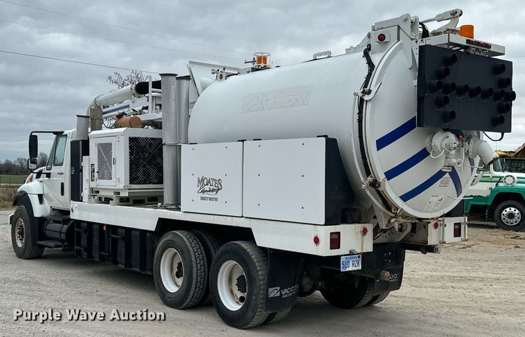 image for item OD9890 2009 International 7400  sewer jetter truck