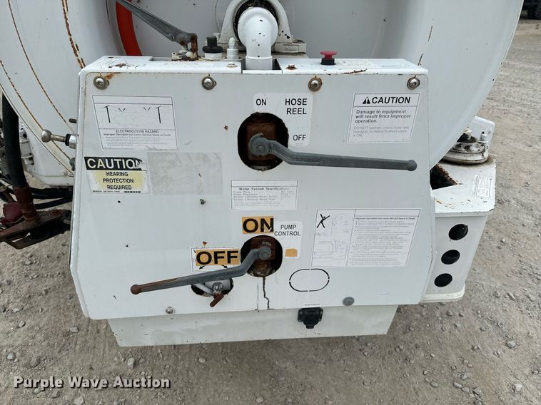 image for item OD9890 2009 International 7400  sewer jetter truck