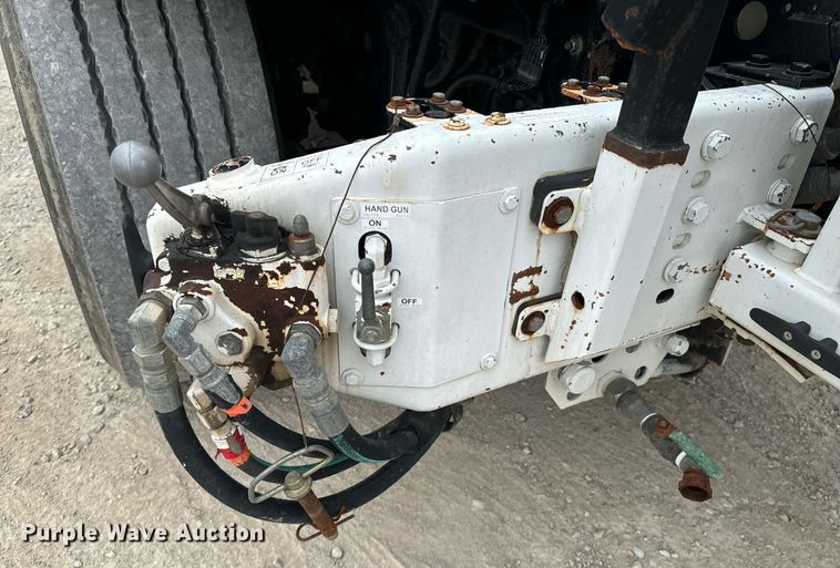 image for item OD9890 2009 International 7400  sewer jetter truck