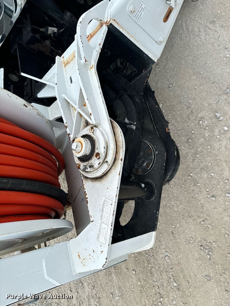 image for item OD9890 2009 International 7400  sewer jetter truck