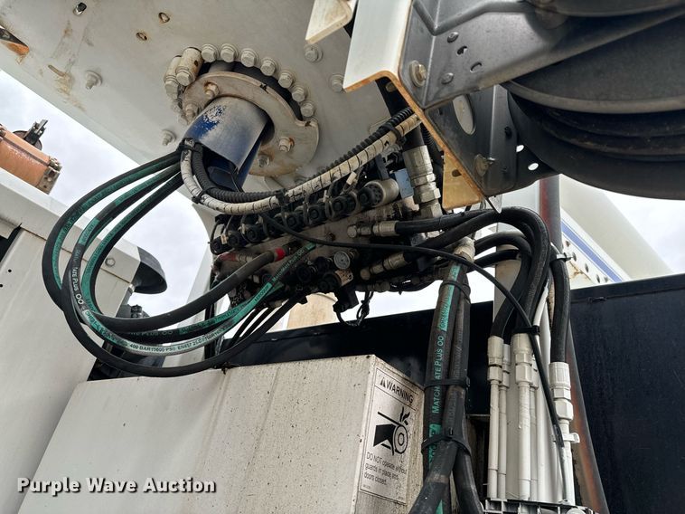 image for item OD9890 2009 International 7400  sewer jetter truck