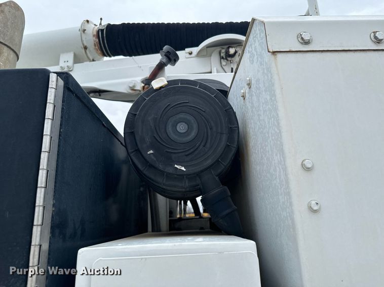 image for item OD9890 2009 International 7400  sewer jetter truck