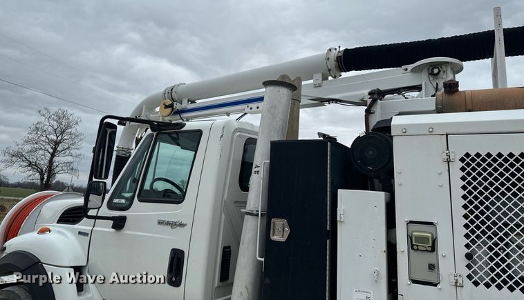 image for item OD9890 2009 International 7400  sewer jetter truck