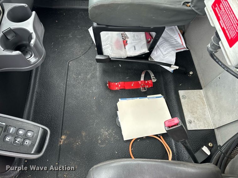 image for item OD9890 2009 International 7400  sewer jetter truck