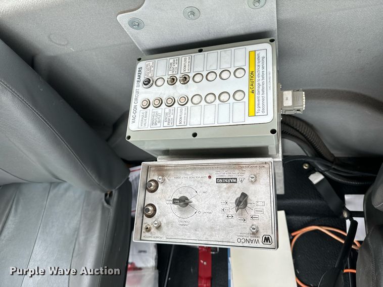 image for item OD9890 2009 International 7400  sewer jetter truck