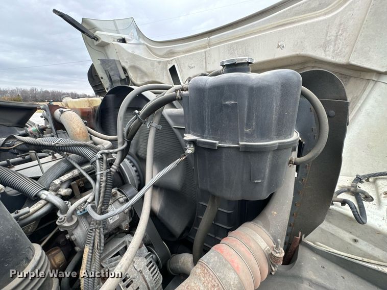 image for item OD9890 2009 International 7400  sewer jetter truck