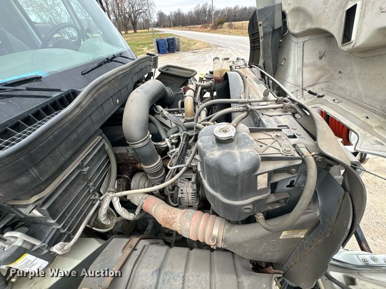 image for item OD9890 2009 International 7400  sewer jetter truck