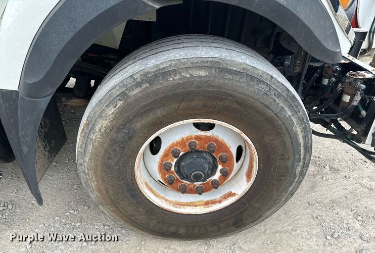 image for item OD9890 2009 International 7400  sewer jetter truck