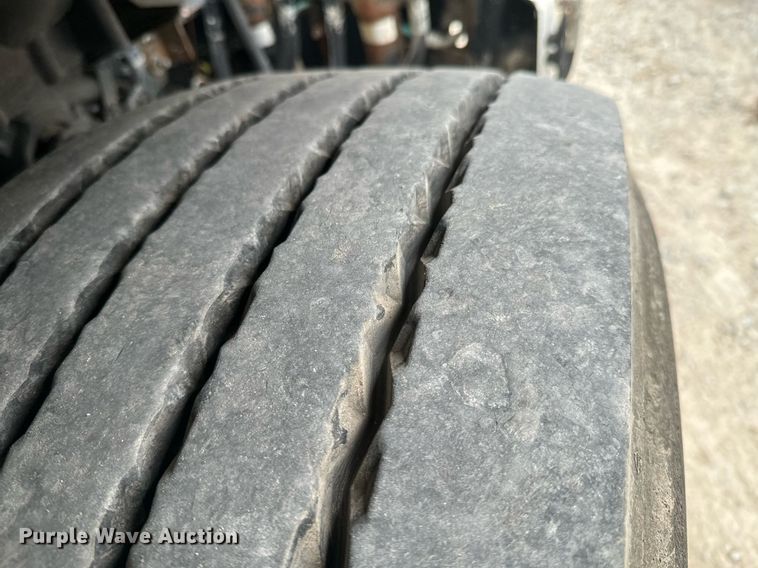 image for item OD9890 2009 International 7400  sewer jetter truck