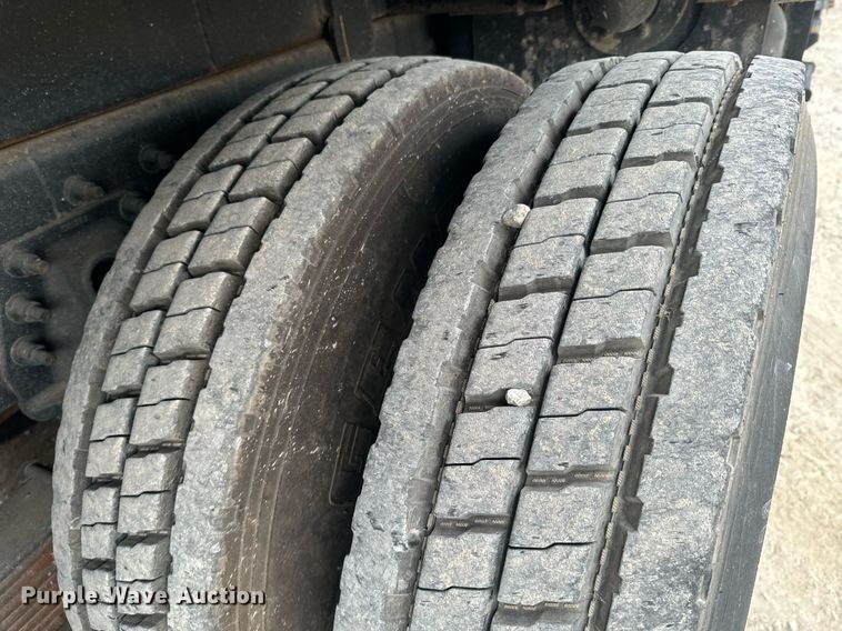 image for item OD9890 2009 International 7400  sewer jetter truck