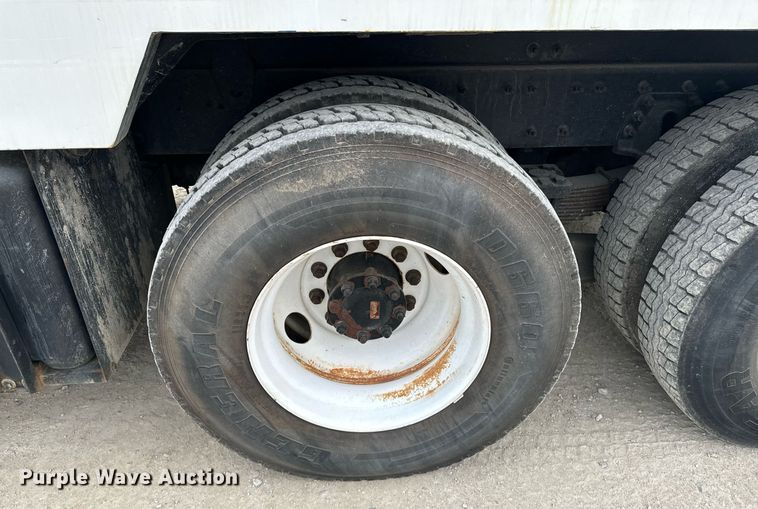 image for item OD9890 2009 International 7400  sewer jetter truck