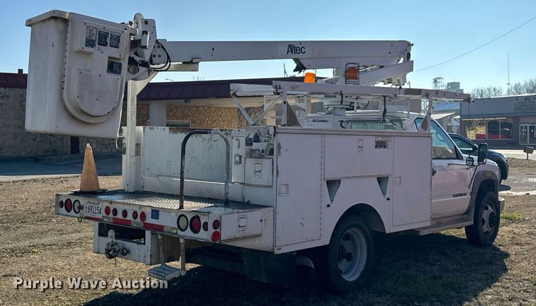 image for item OD9911 1999 Chevrolet 3500 HD bucket truck