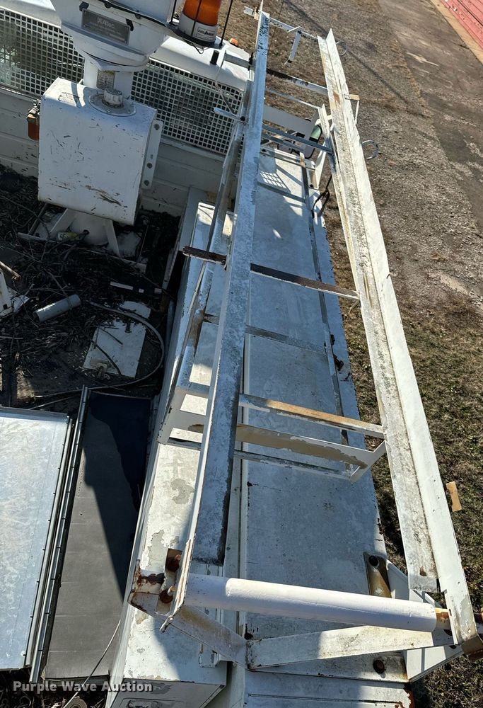 image for item OD9911 1999 Chevrolet 3500 HD bucket truck