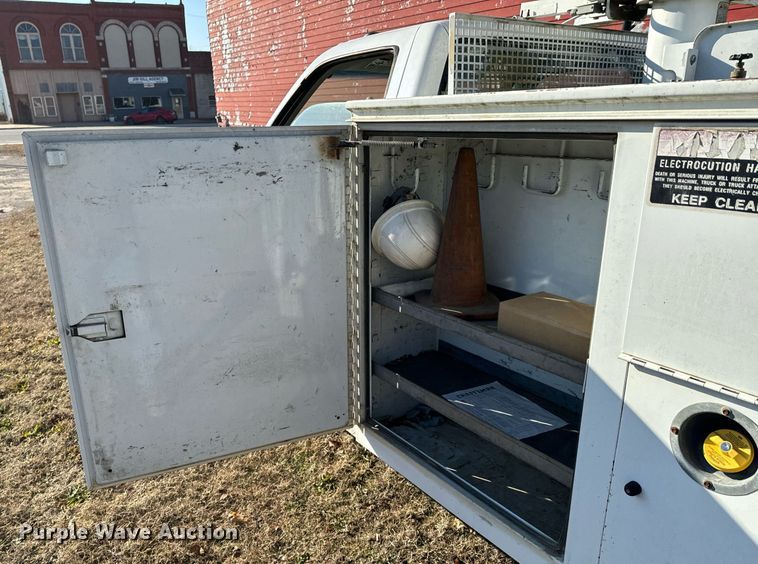 image for item OD9911 1999 Chevrolet 3500 HD bucket truck