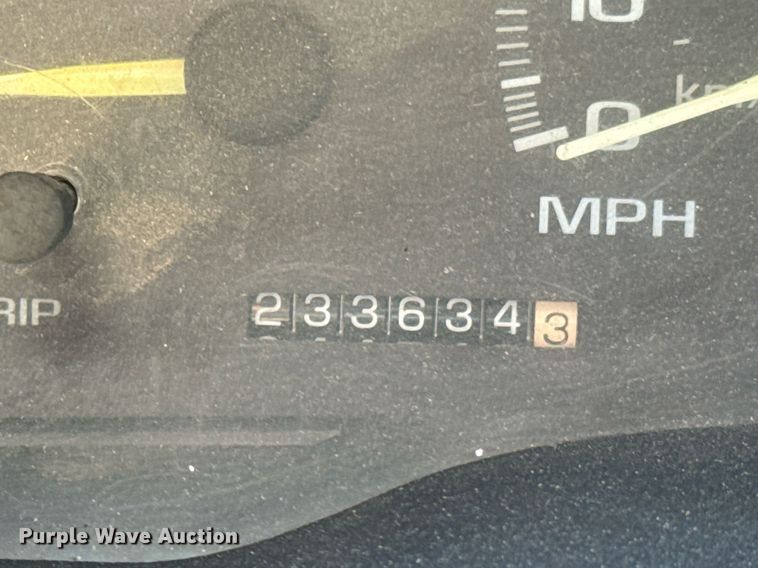 image for item OD9911 1999 Chevrolet 3500 HD bucket truck