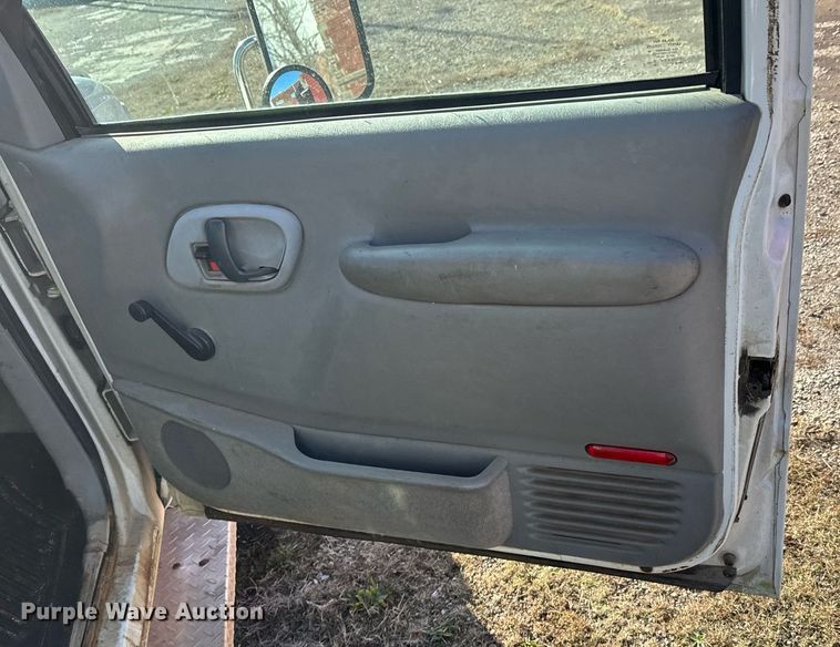 image for item OD9911 1999 Chevrolet 3500 HD bucket truck