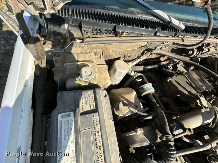 image for item OD9911 1999 Chevrolet 3500 HD bucket truck